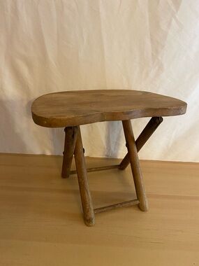 Vintage Primitive Wood Stool, Wooden Milk Stool, Farmhouse Porch Decor